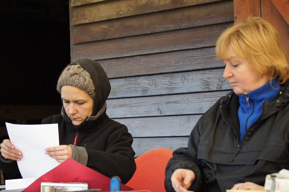 Amélie et Corinne secrétaires au brevet sans électricité